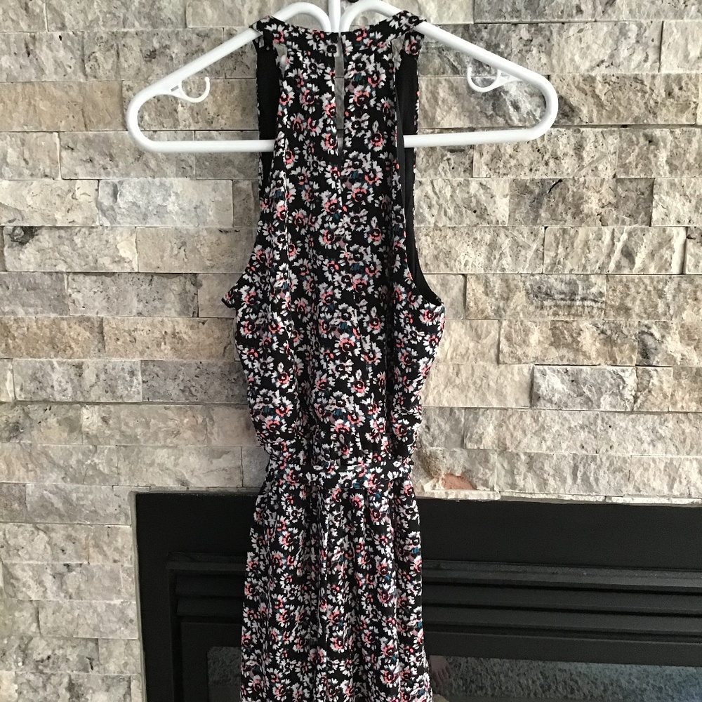 Express Floral Romper - Picture 3 of 3